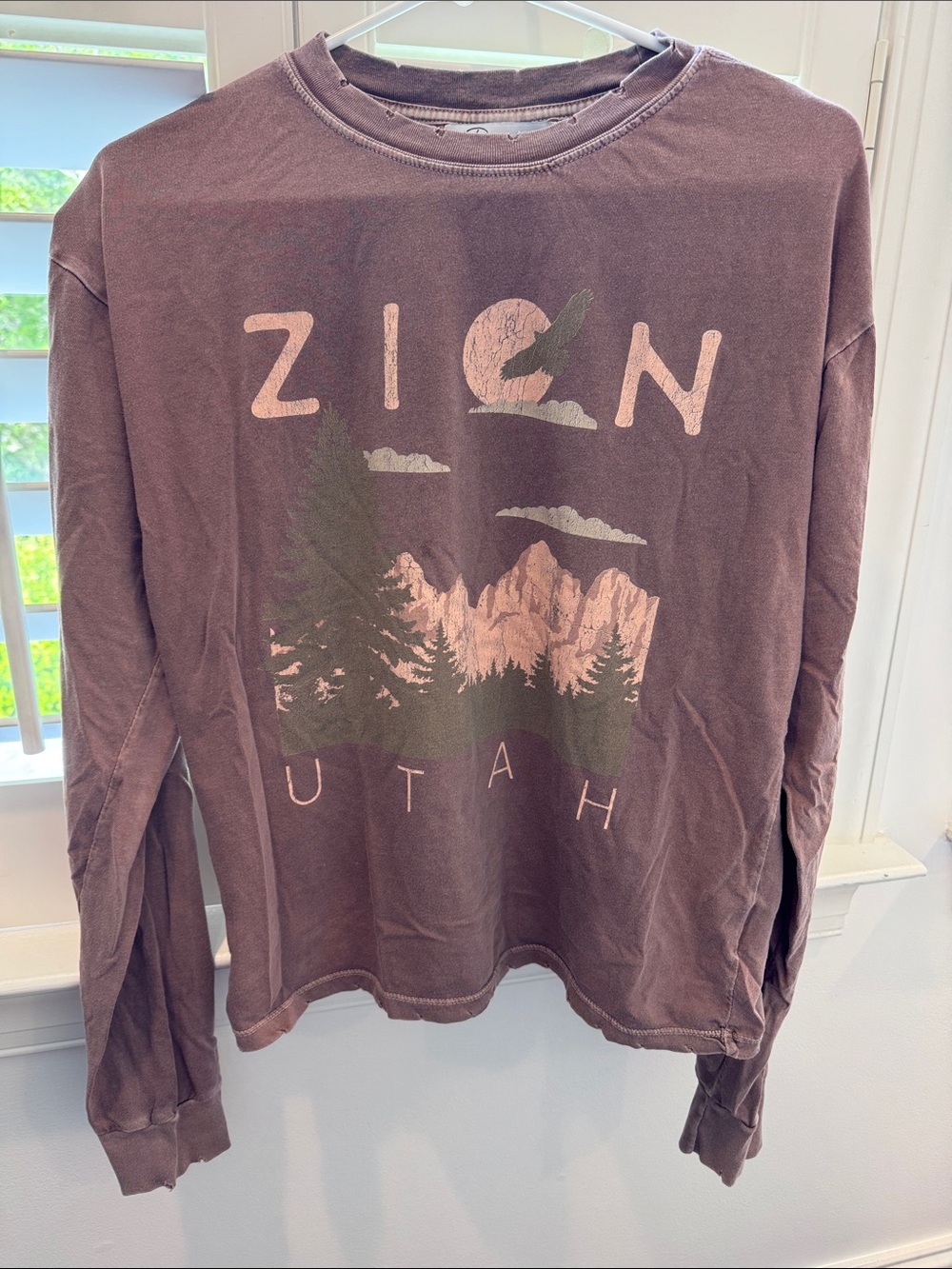 Girl Dangerous Zion Long Sleeve Distressed Crew Neck Tee XS